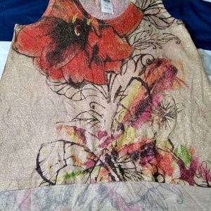 NWT Women's Body Central sparkly floral top sz L